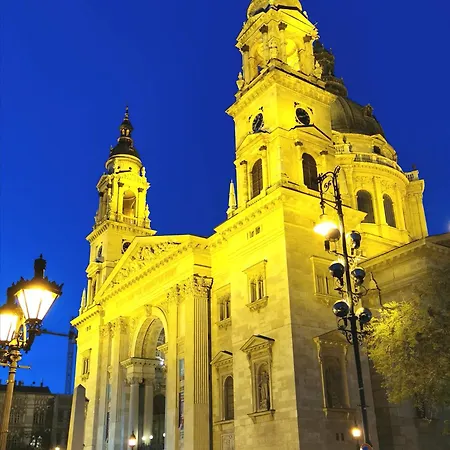 Downtown Next To The Basilica Appartement Boedapest