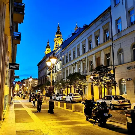 Downtown Next To The Basilica Appartement *