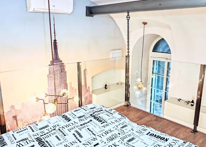 Downtown Next To The Basilica Budapesta