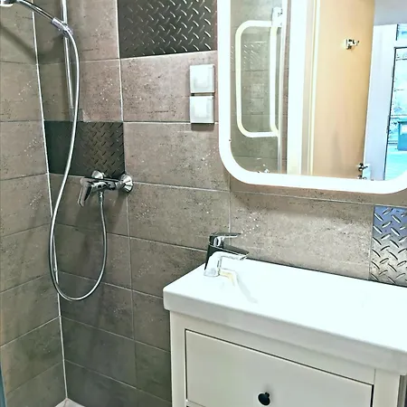 Downtown Next To The Basilica بودابست